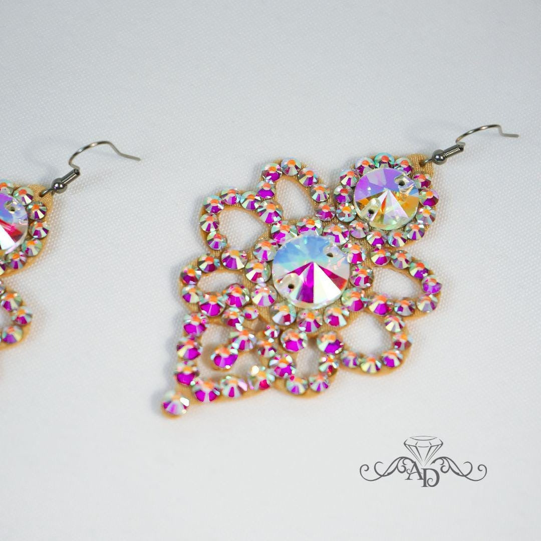 Statemenet Show Earrings - Faviya