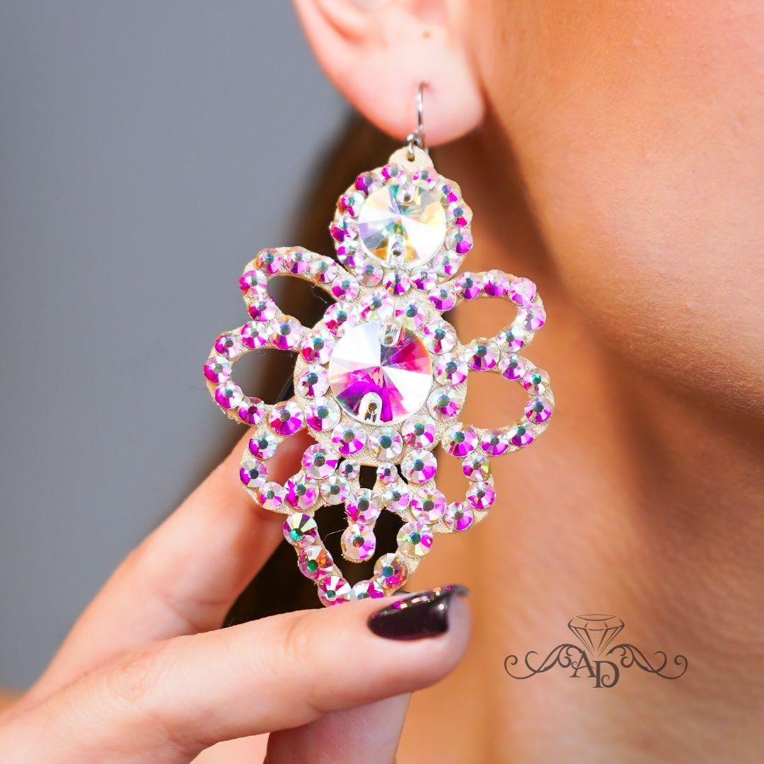 Statemenet Show Earrings - Faviya
