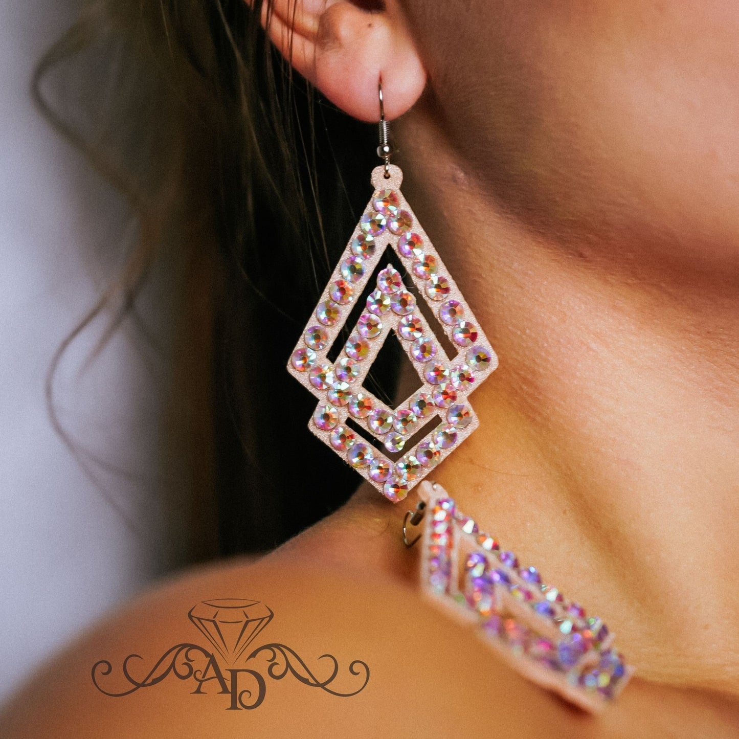 Elegant Dance Earrings with Rhinestones - Sofia