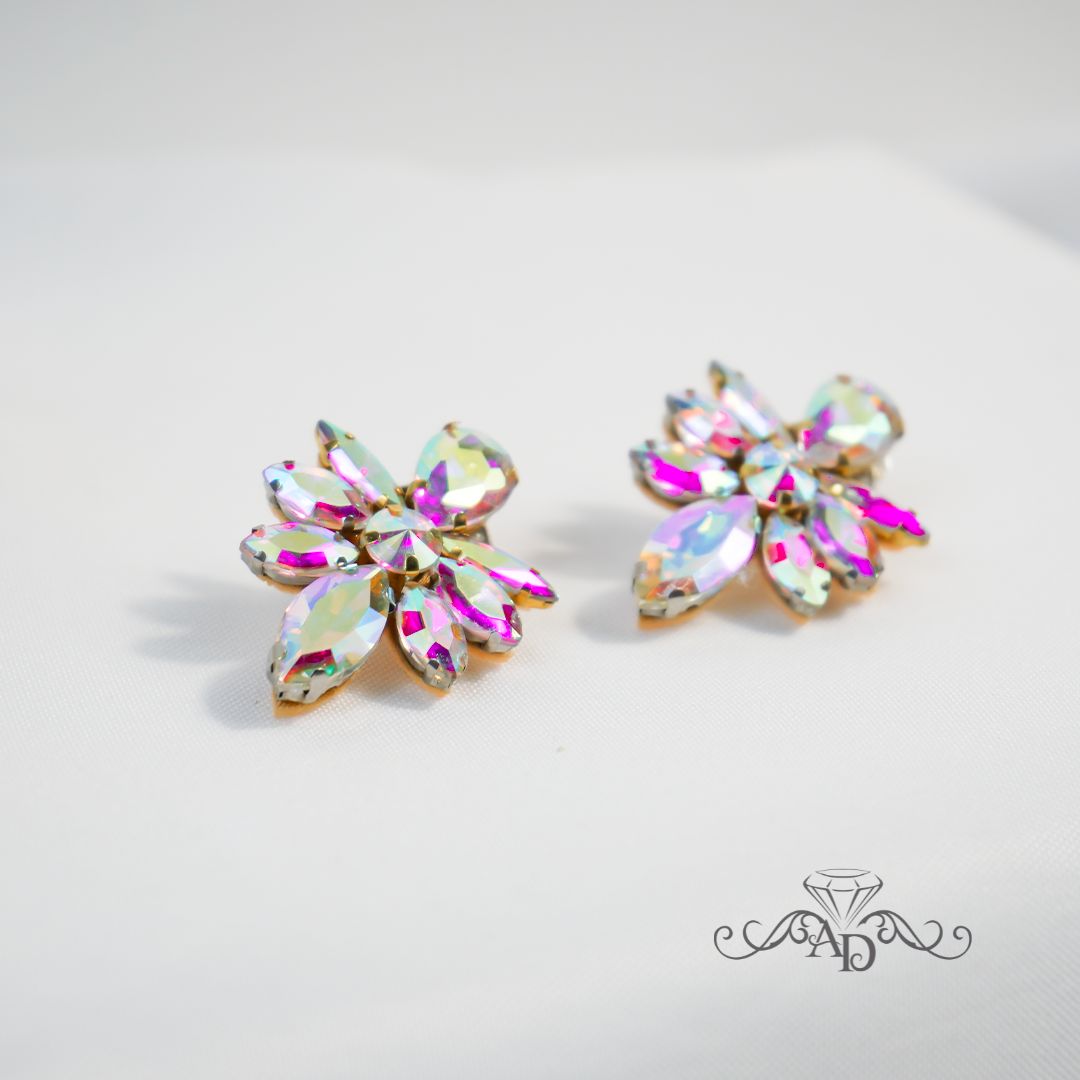 Rhinestone stud earrings