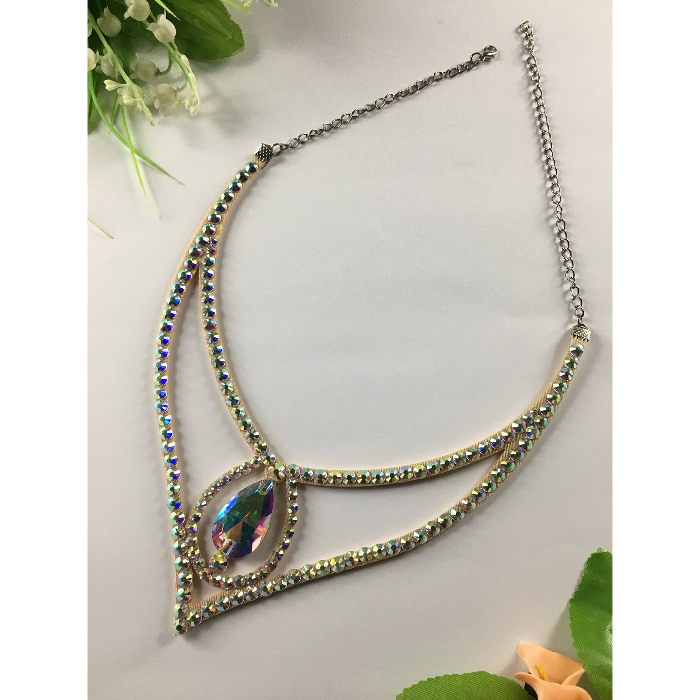 Rhinestone Neck Accessory - Silvia
