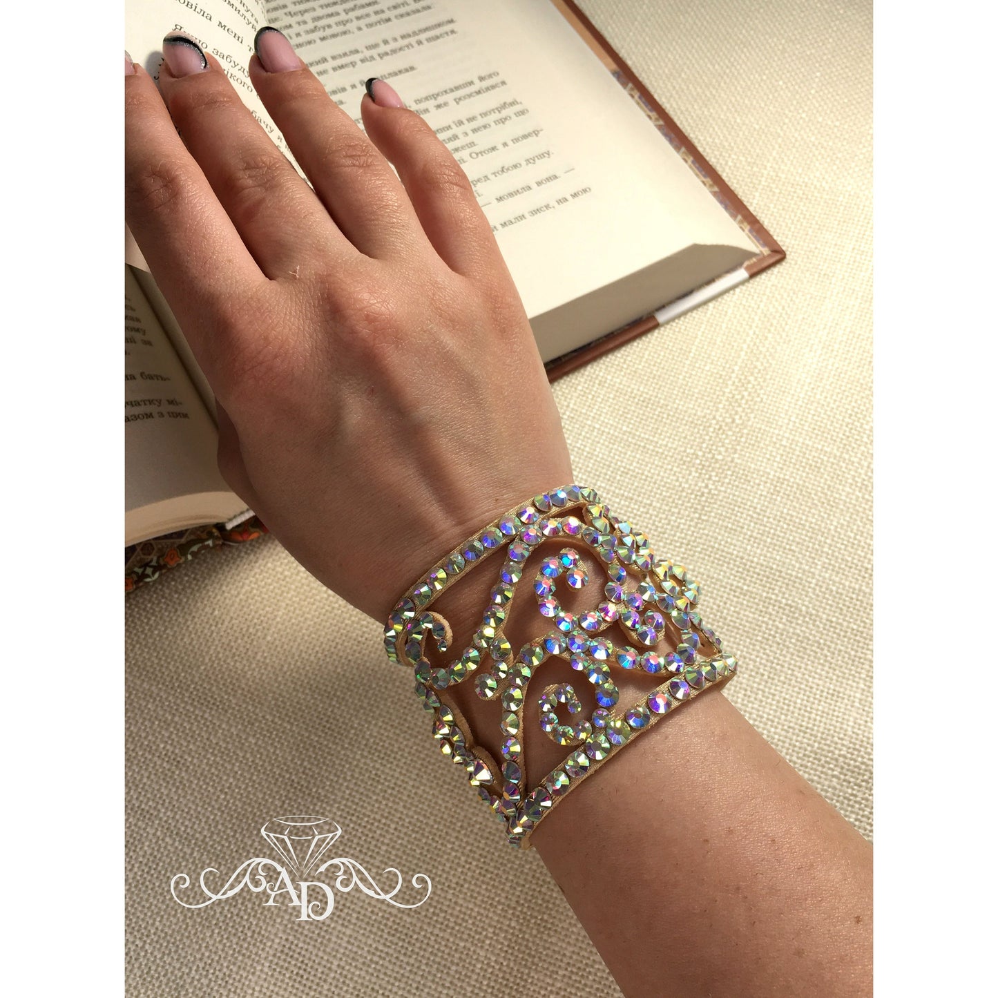 Handmade Rhinestone Bracelet - Sheila