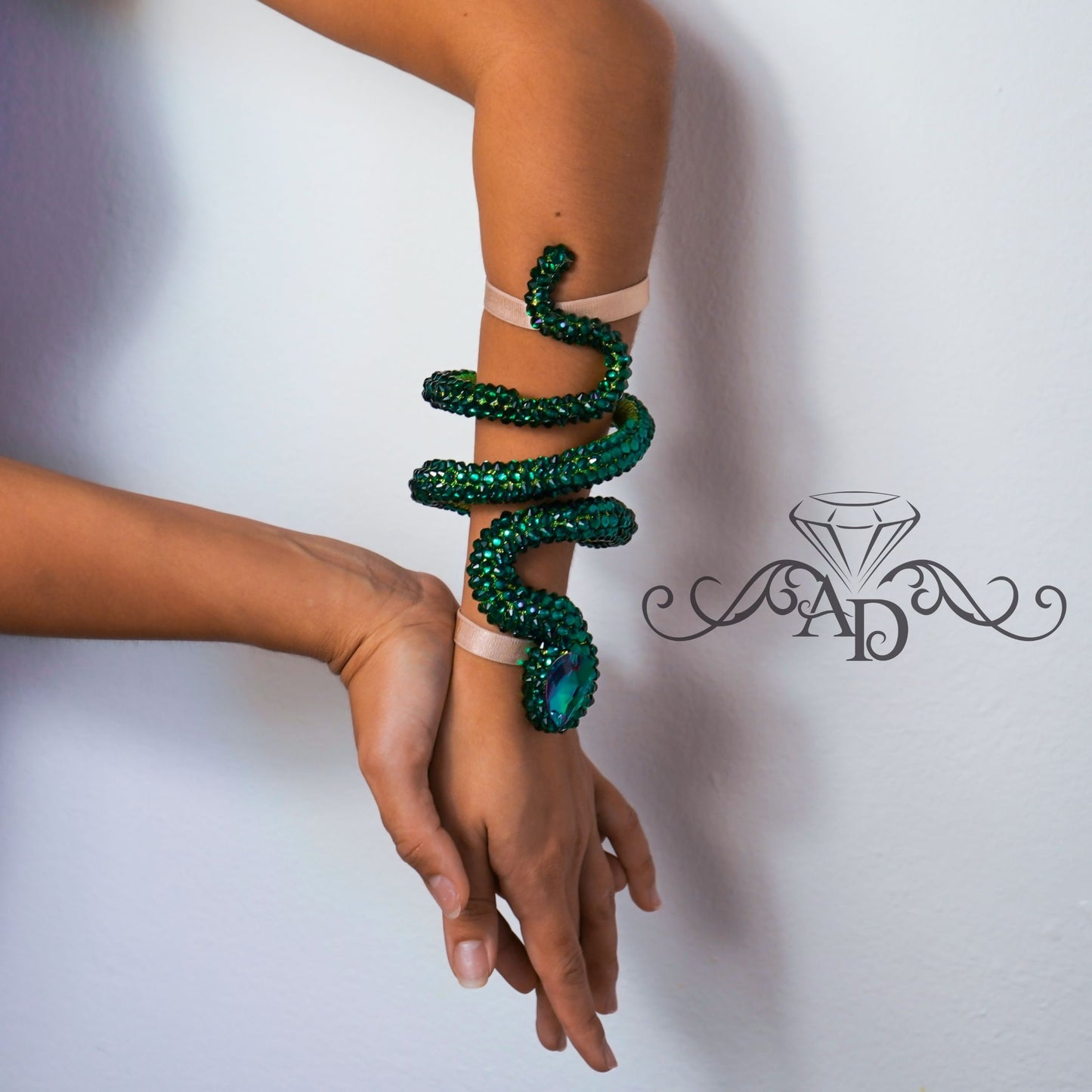 Luxury Snake Hand Bracelet