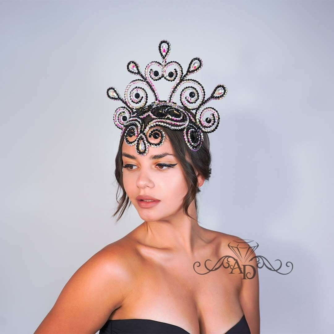 Shiny Wire Crown for Stage and Event Wear - Dominica