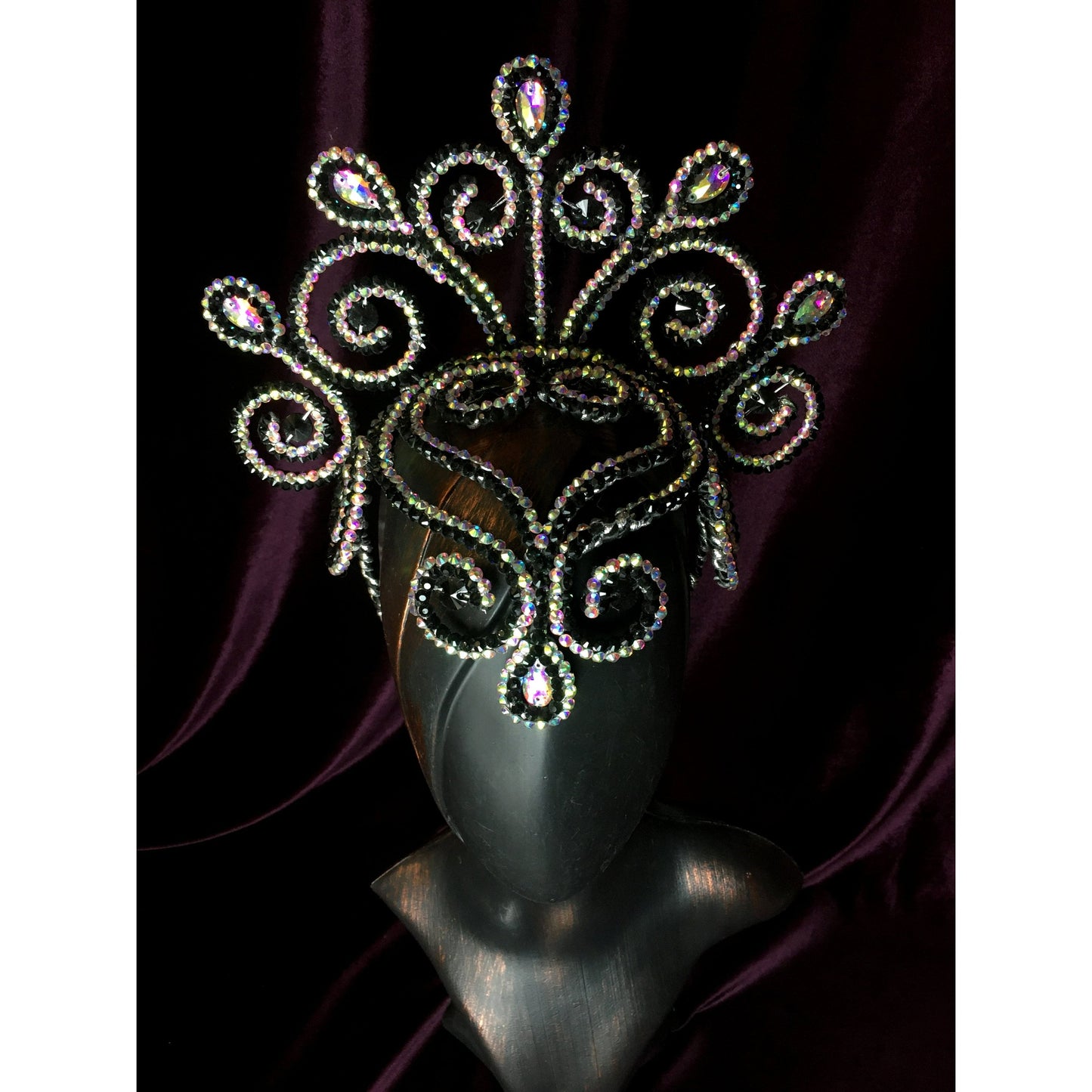 Shiny Wire Crown for Stage and Event Wear - Dominica