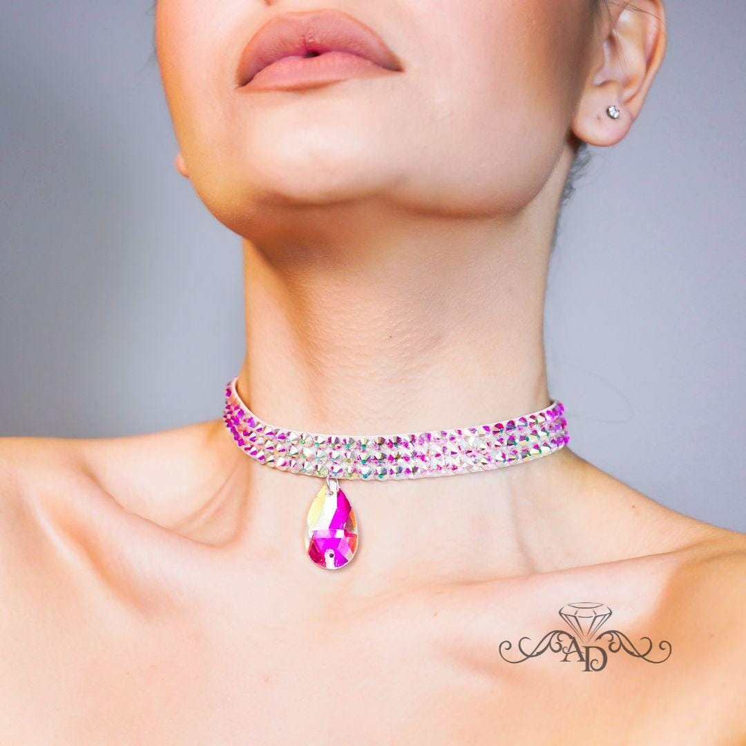 Sparkle Choker for Dancers