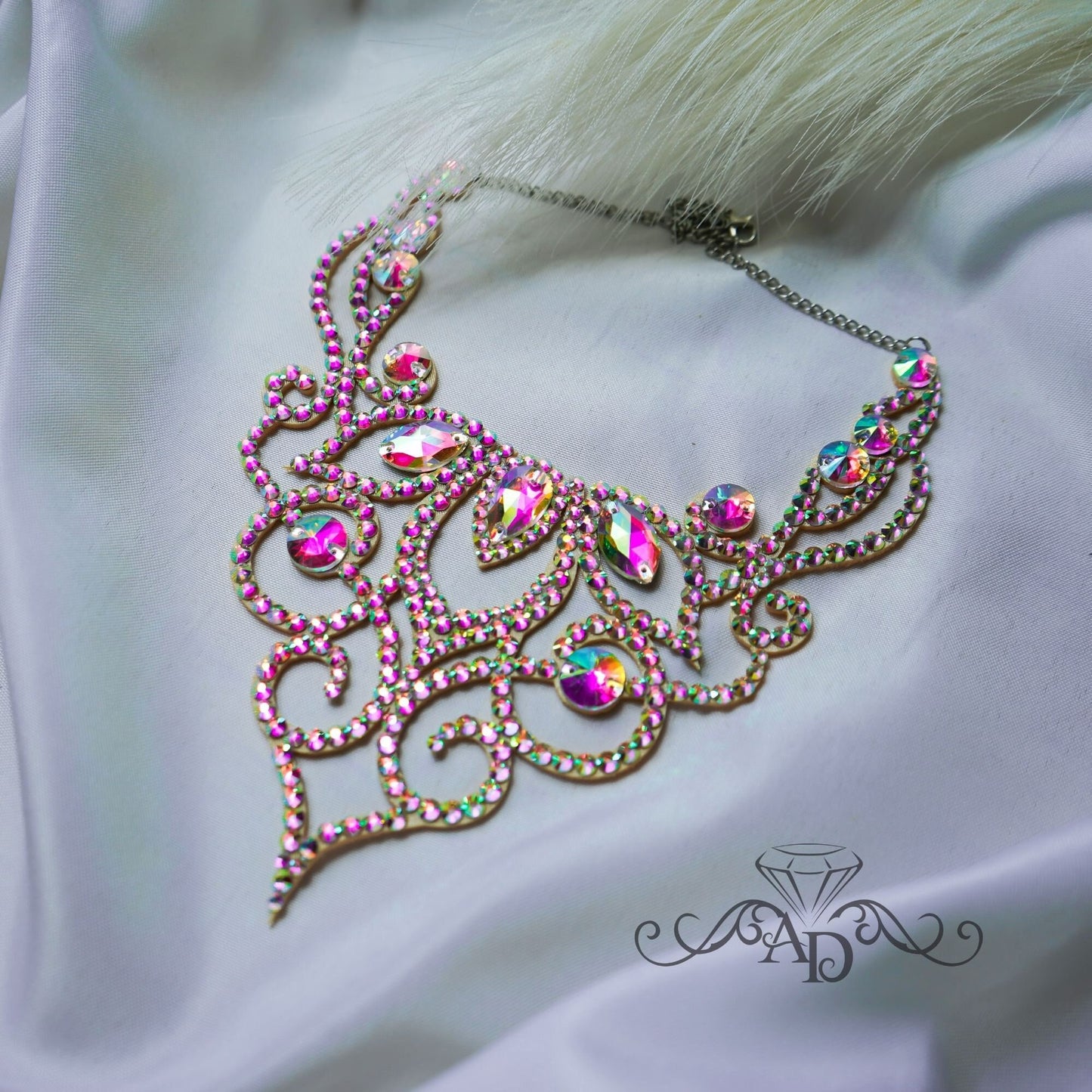 Handmade Sparkling Necklace - Paulina