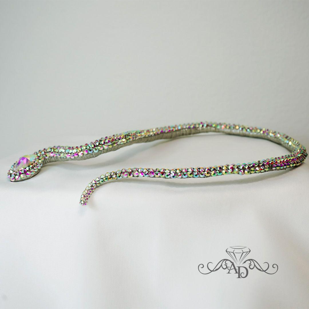 Luxirious Rhinestone Snake Neckalce
