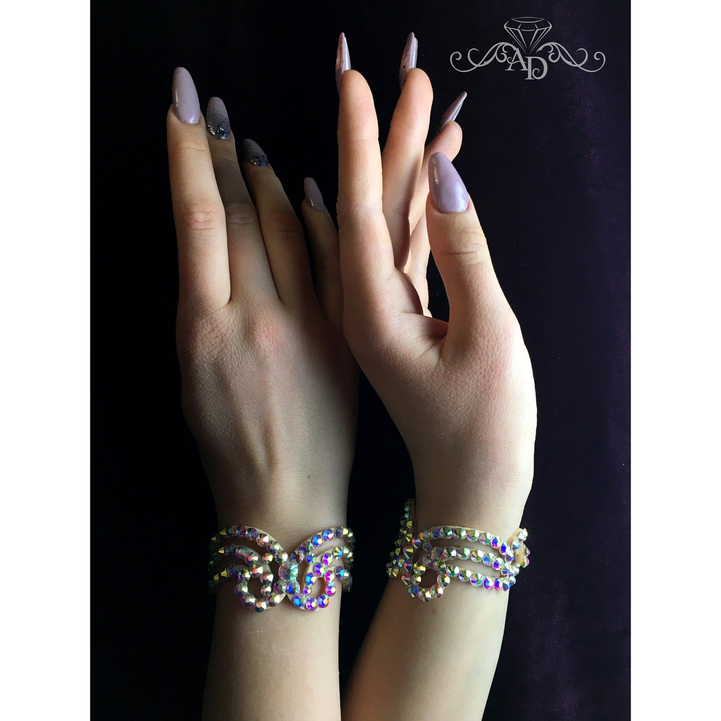 Lightweight Dance Hand Bracelet - Sherry