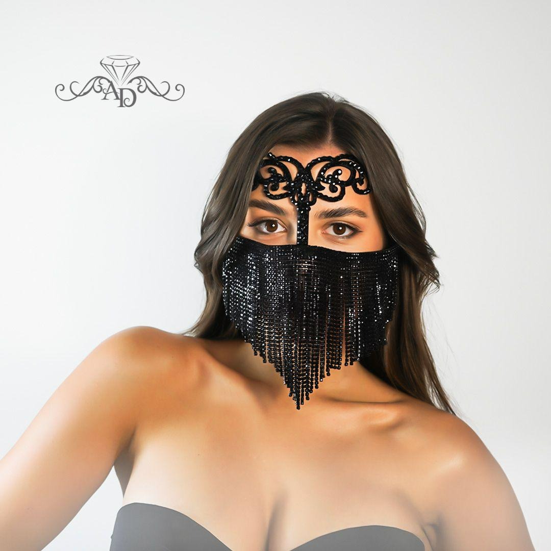 Fancy Face Jewelry – Elina Black