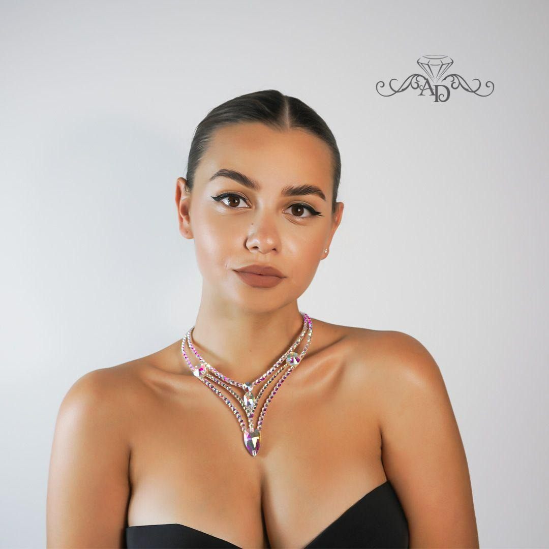 Glam Rhinestone Necklace - Molly