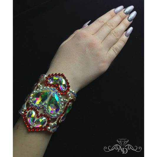 Performance Hand Bracelet - Valentine