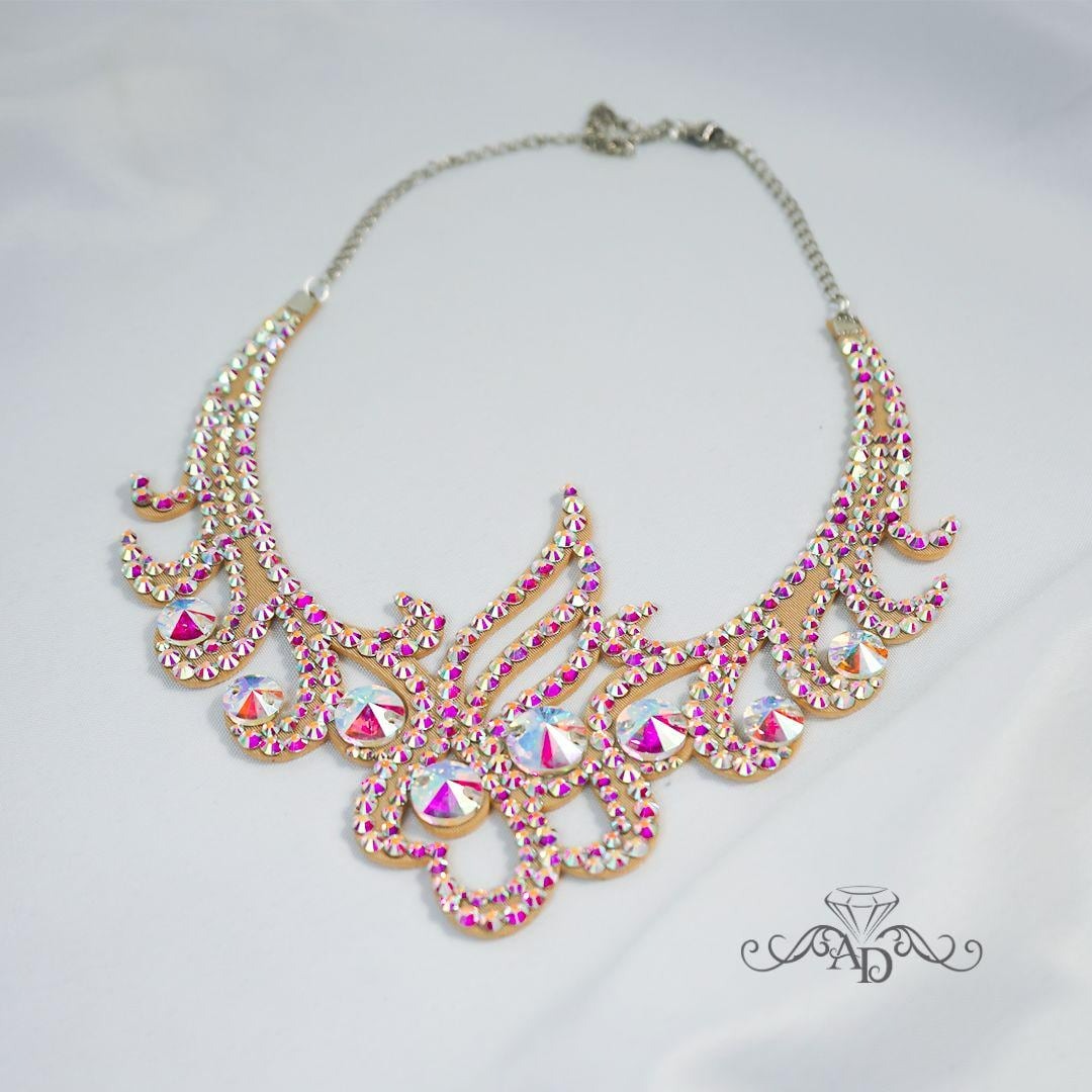 Necklace with Shimmering Stones - Shayna