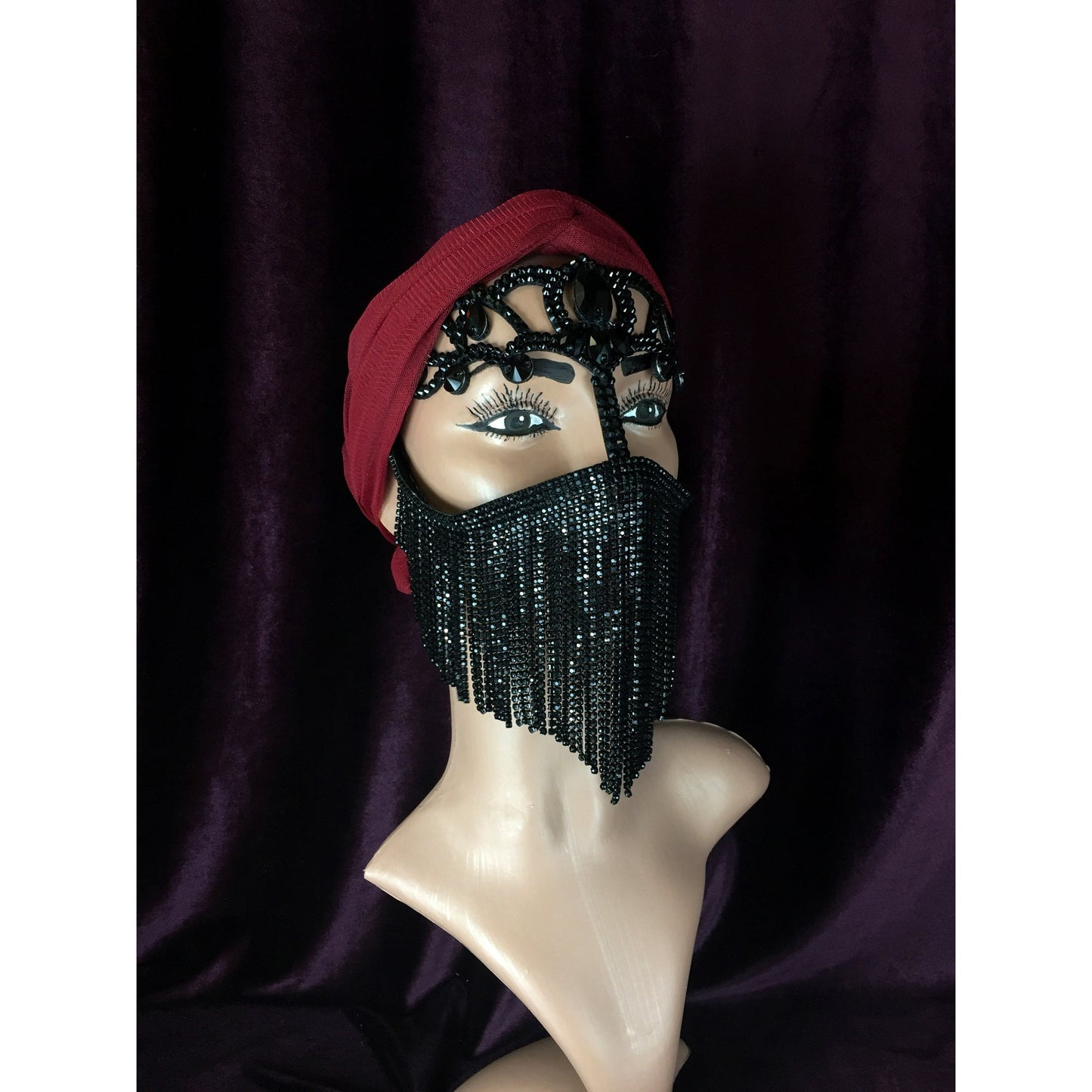 Arabian-Inspired Face Chain – Claudia Black
