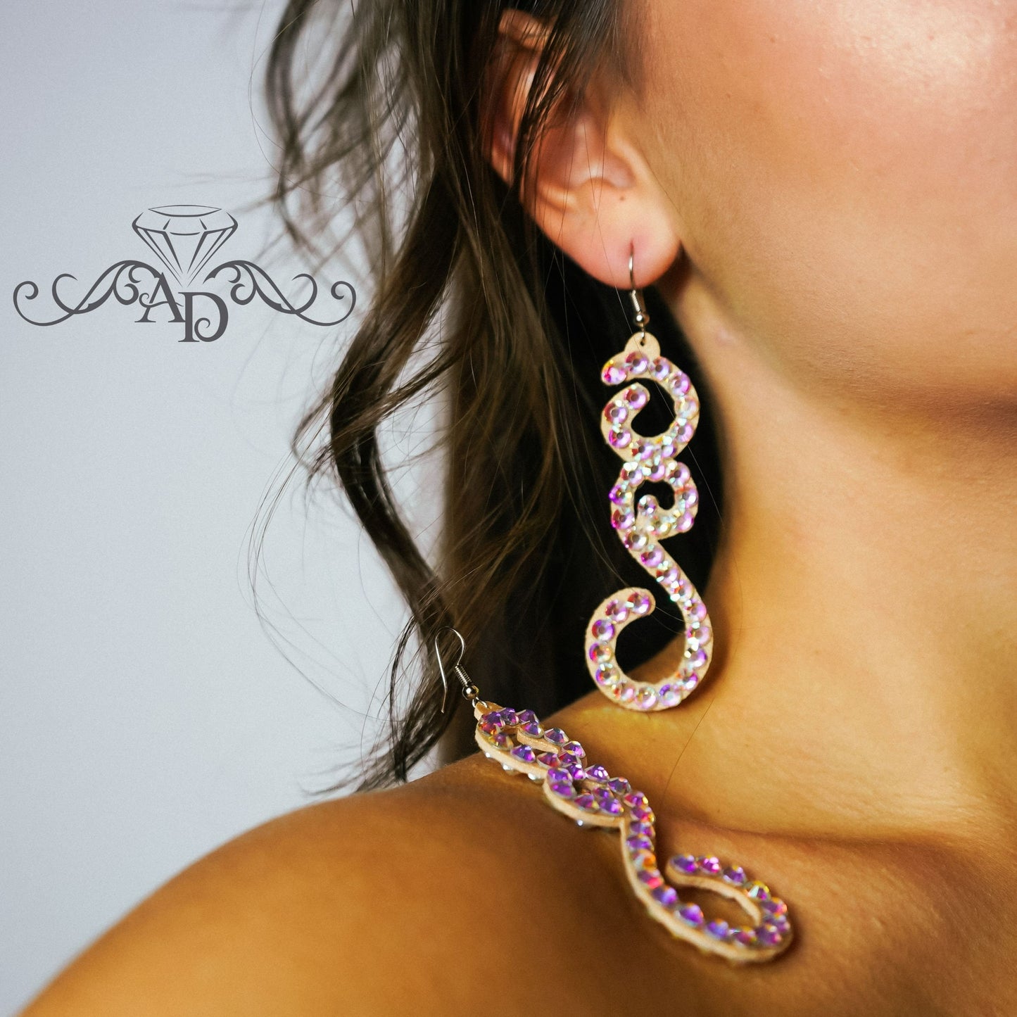 Elegant Dance Earrings with Rhinestones - Lusia