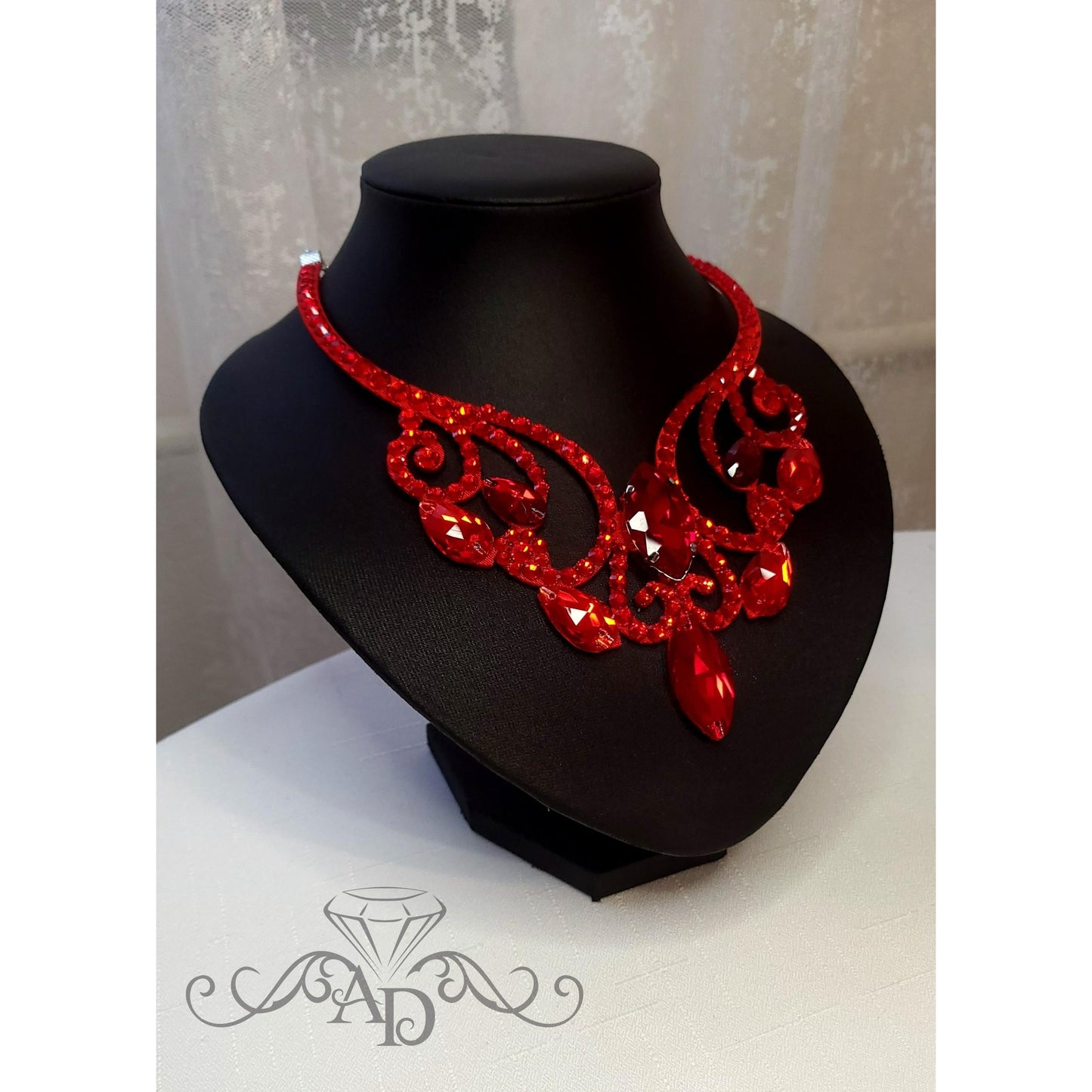 Red Rhinestone Necklace - Sahar