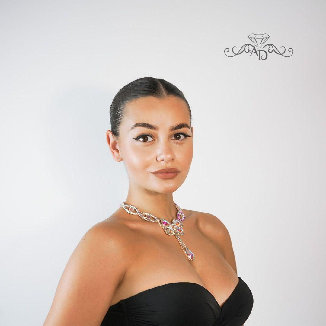 Sparkling Performance Necklace - Danica