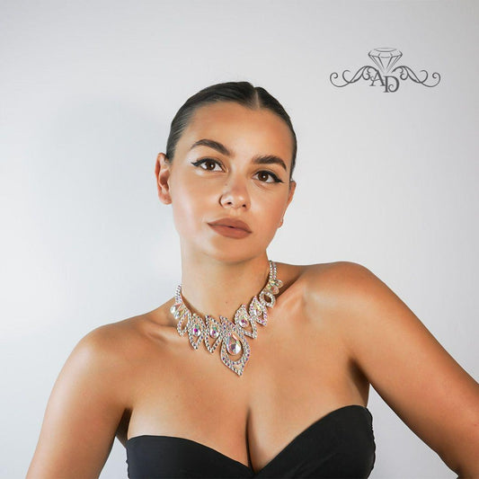 Crystal Necklace for Stage Looks - Victoria