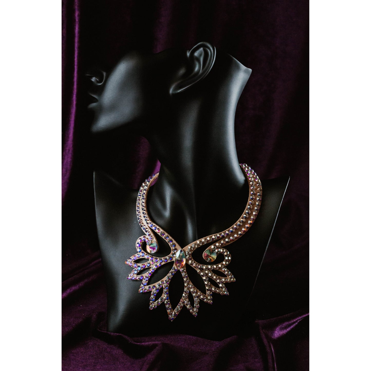 Glamorous Rhinestone Collar for Shows - Lotos