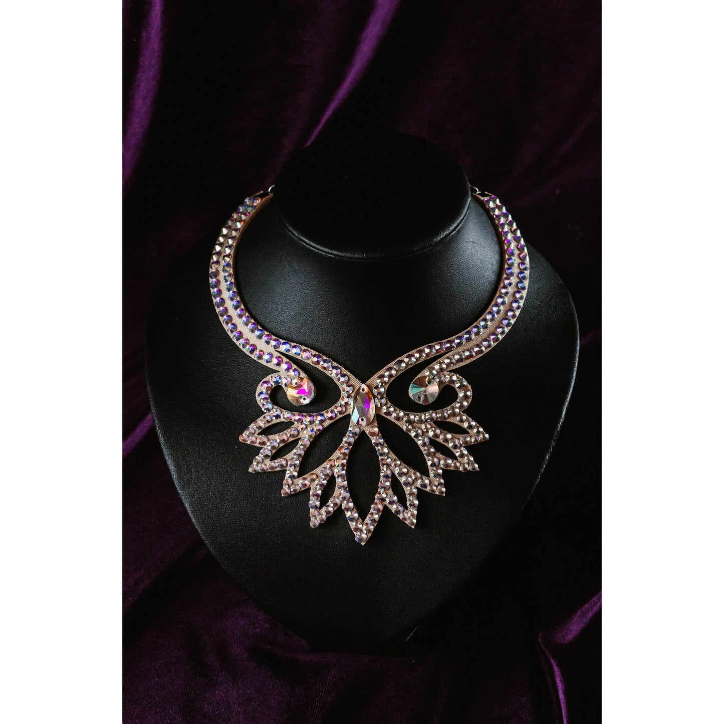 Glamorous Rhinestone Collar for Shows - Lotos
