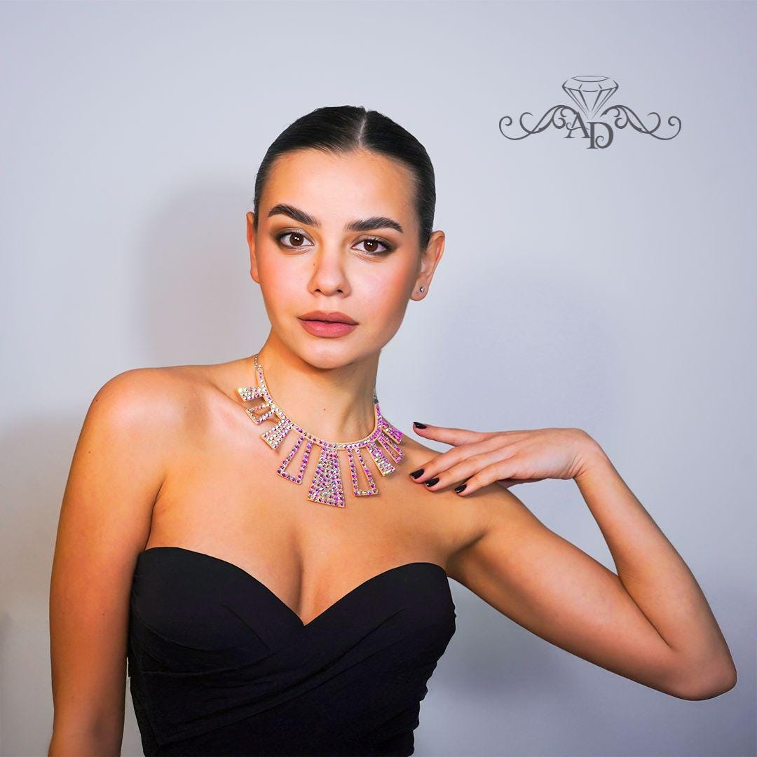 Elegant Rhinestone Collar - Oiti