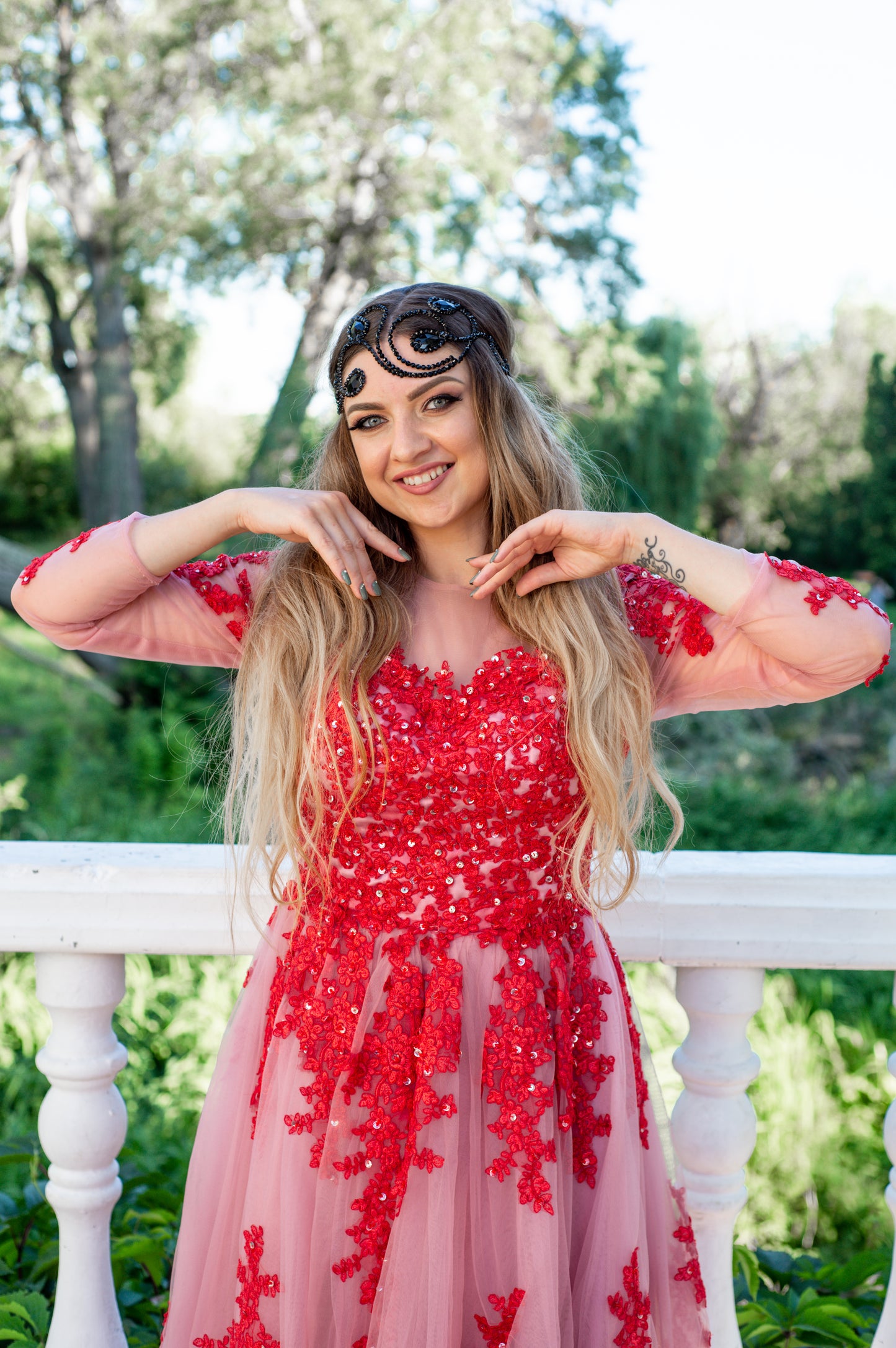 Handcrafted Wire Crown for Stage Shows - Penelope Black