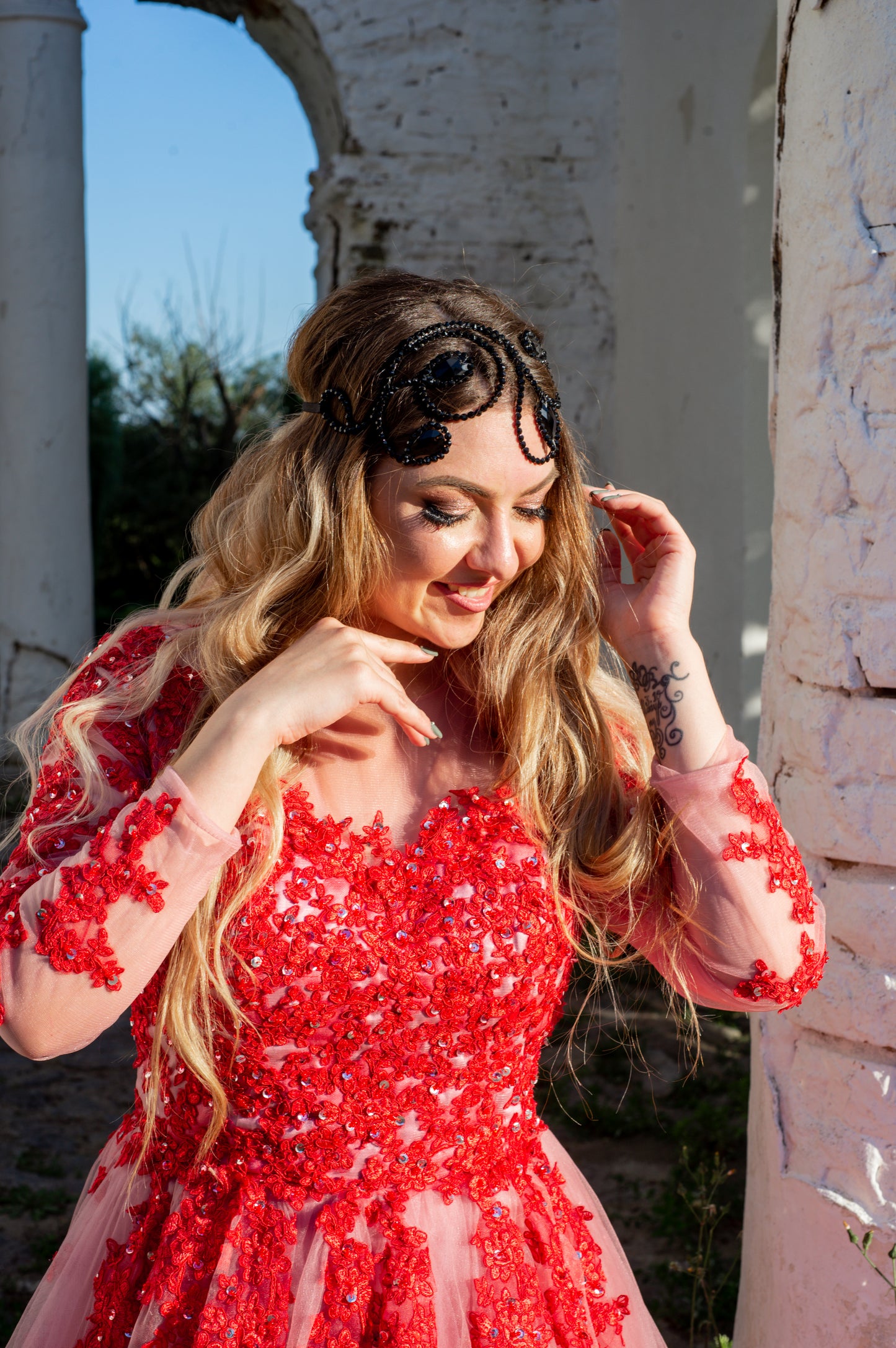 Handcrafted Wire Crown for Stage Shows - Penelope Black