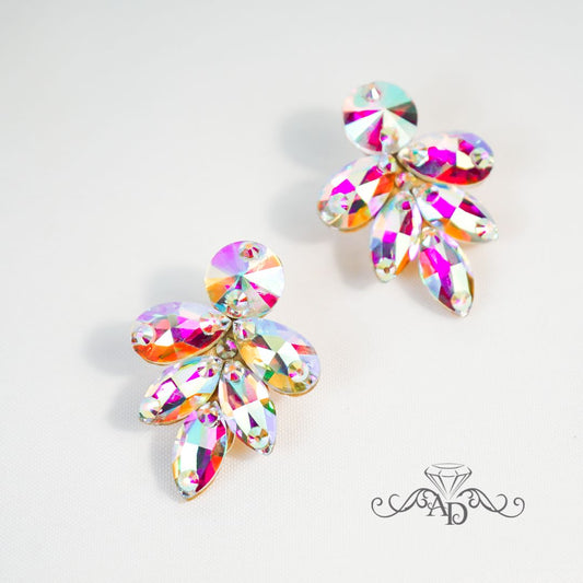 Dance stud earrings