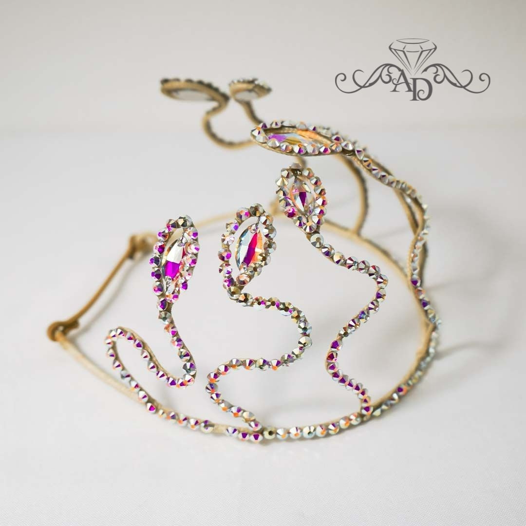 Minimalist Wire Tiara for Dance & Parties - Medusa