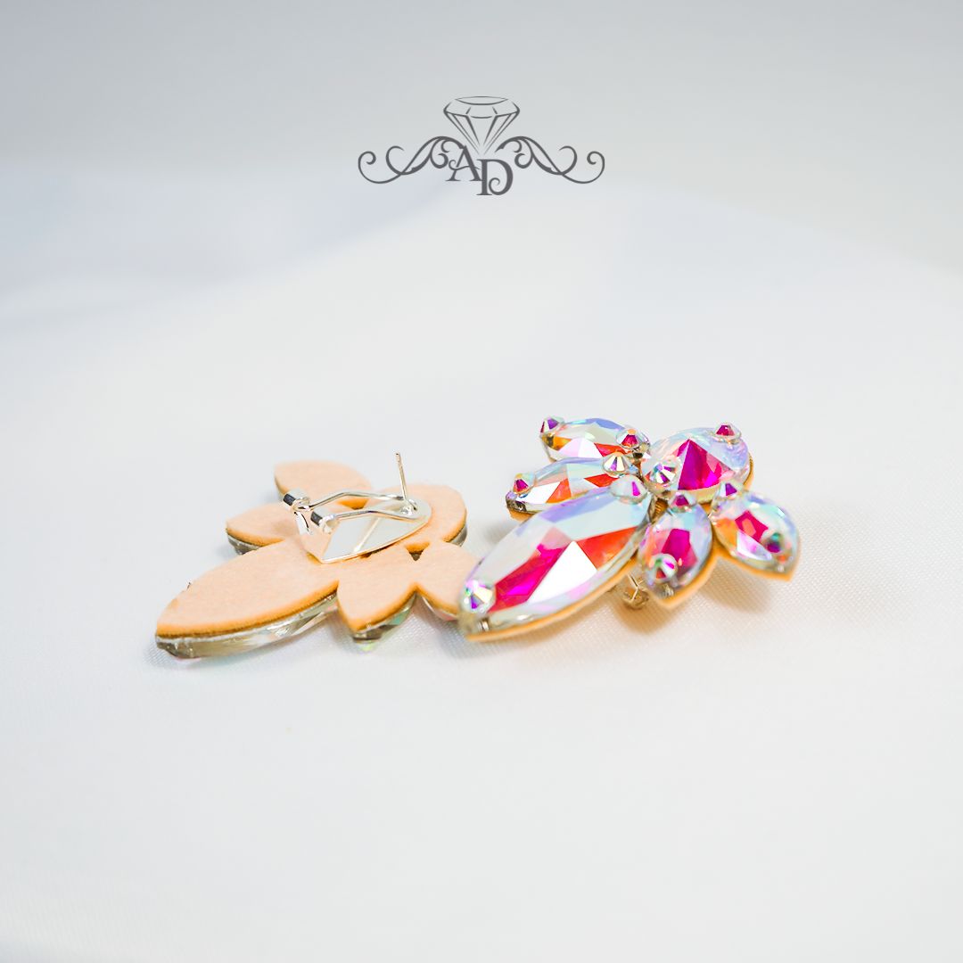 Stage clip on earrings