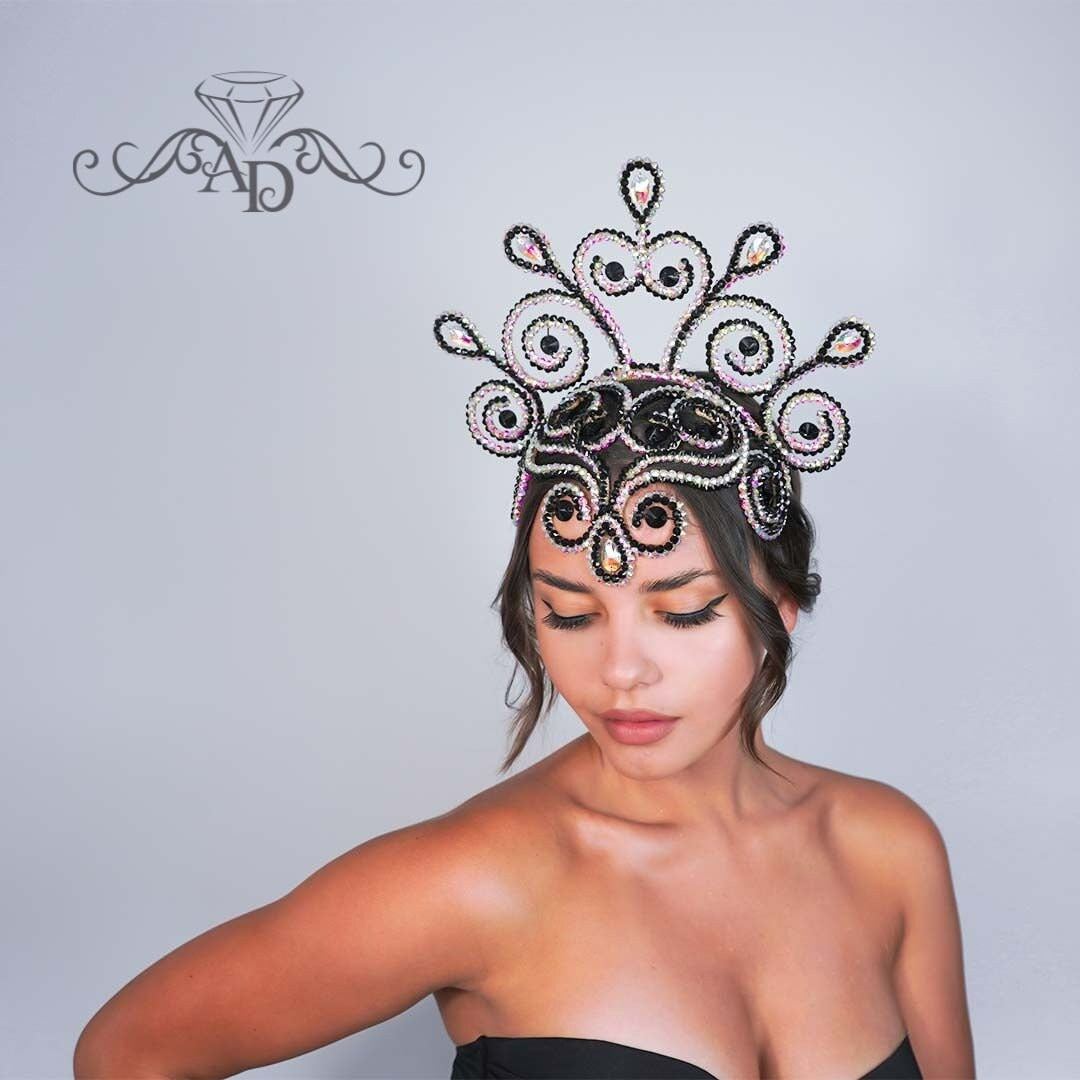 Shiny Wire Crown for Stage and Event Wear - Dominica
