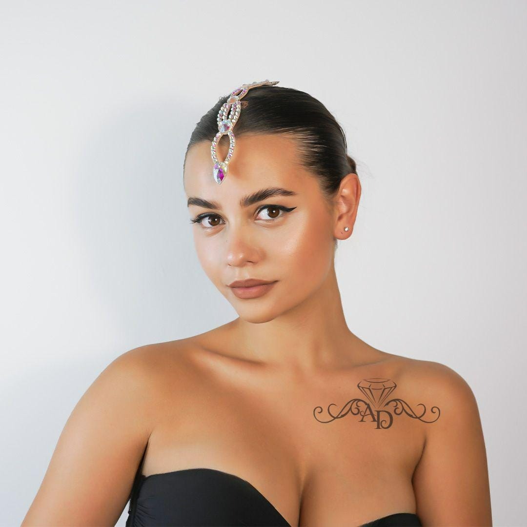 Shine-On Stage Hairpiece - Damaris