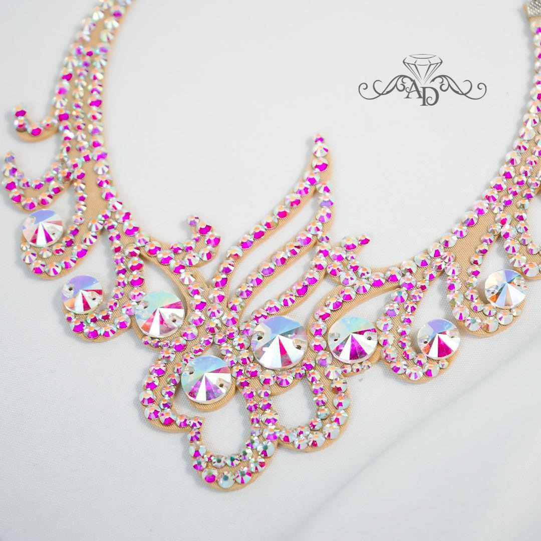 Necklace with Shimmering Stones - Shayna