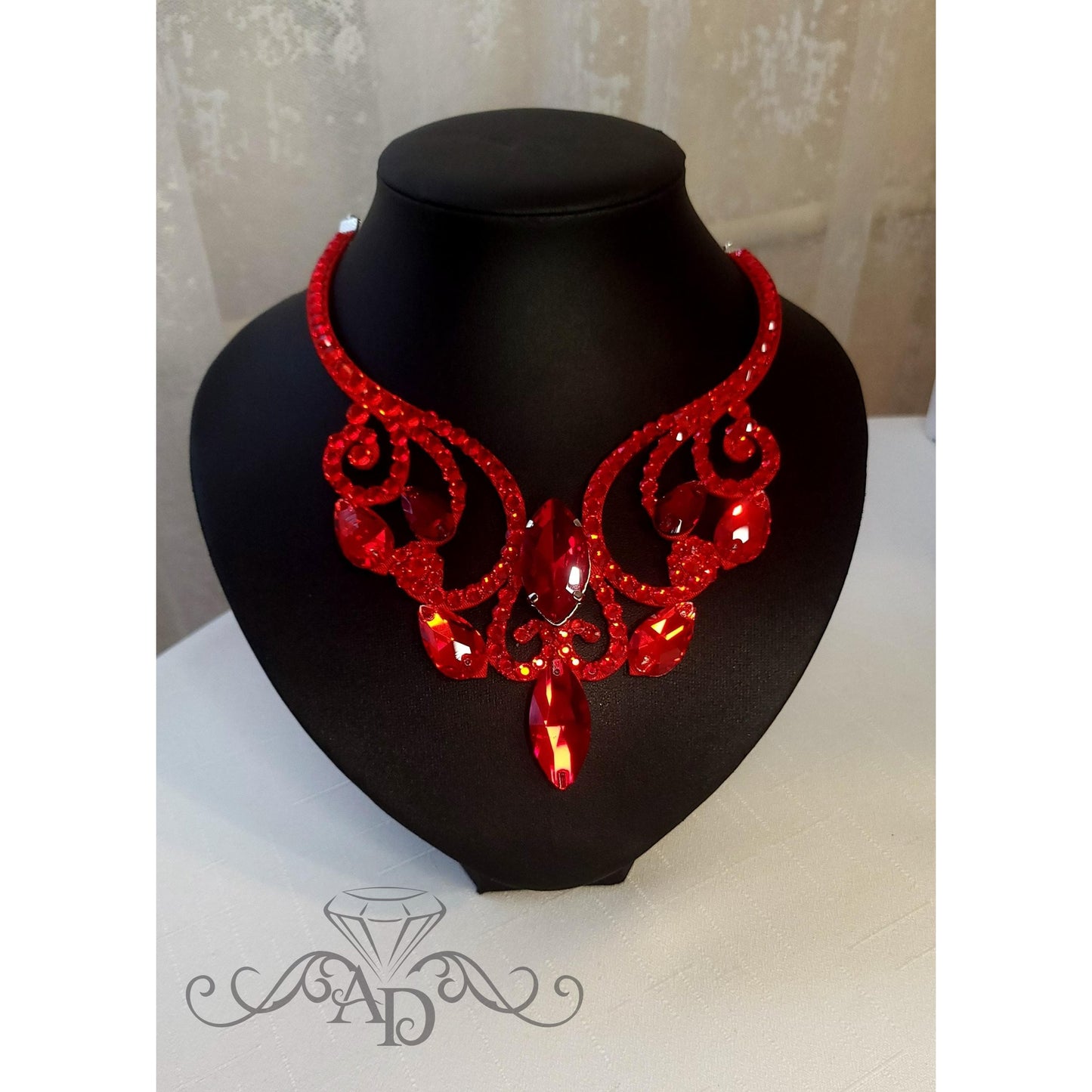 Red Rhinestone Necklace - Sahar