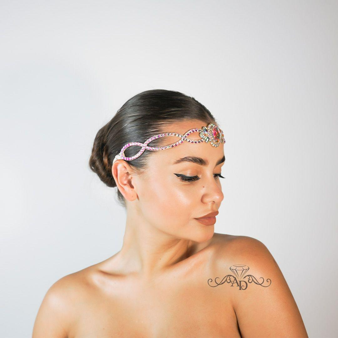 Crystal-Embellished Choker Serenity